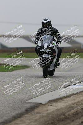 media/Nov-29-2025-TrackDaz (Sat) [[10ae2d9bce]]/C Group/Session 4 (Wheelie Bump)/